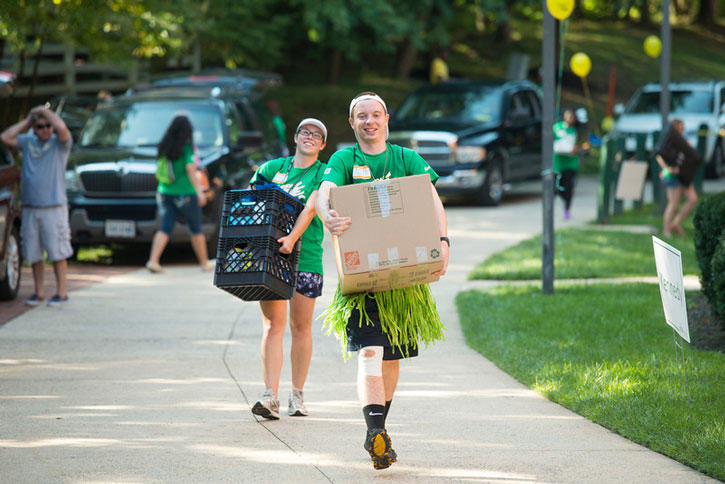 Move-in crew at George Mason University